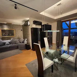 Attico Con Vista Spettacolare E Jacuzzi Apartment